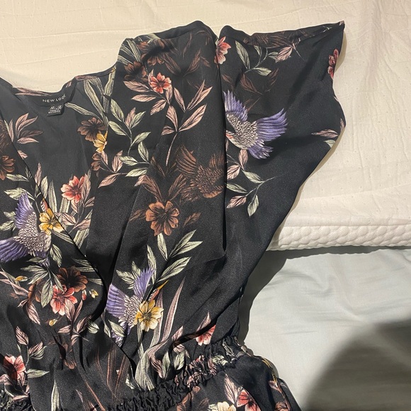 Floral Navy Playsuit - Picture 5 of 6